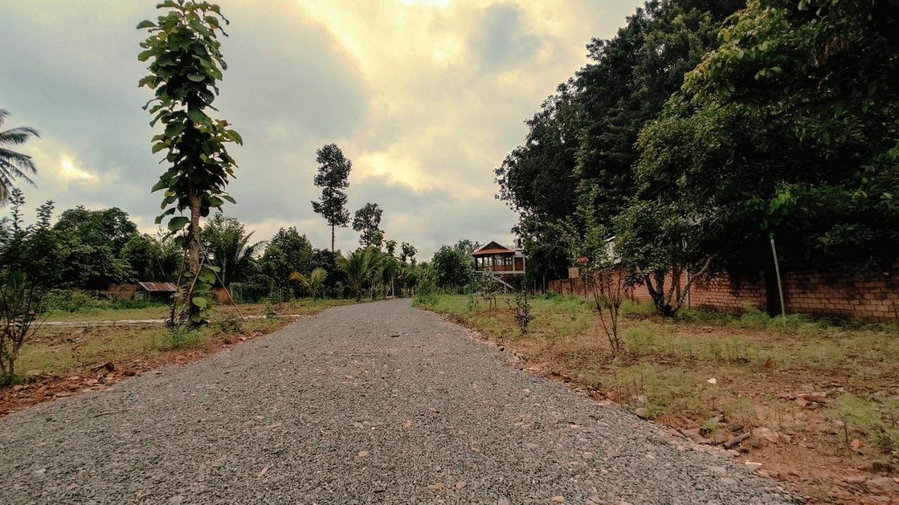 Homestay Dat Viet Cat Tien Exterior foto